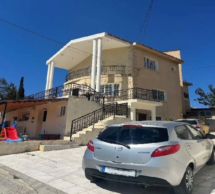 320m² House for Sale in Pissouri, Limassol District