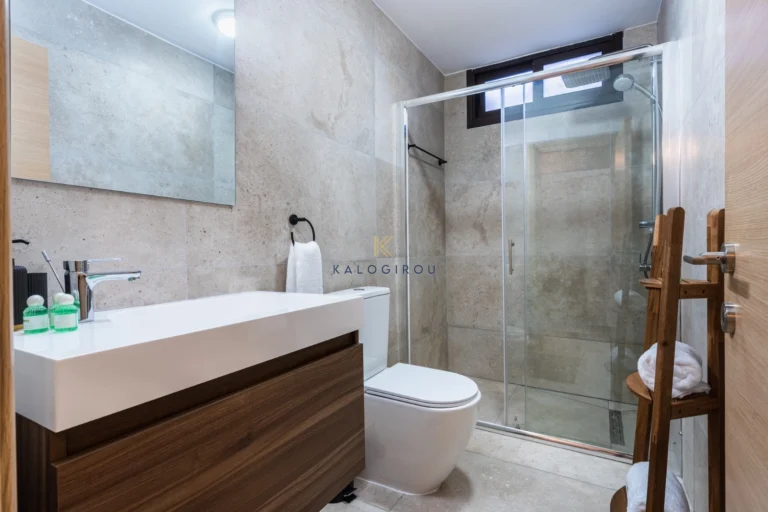 4 Bedroom House for Sale in Pervolia Larnacas