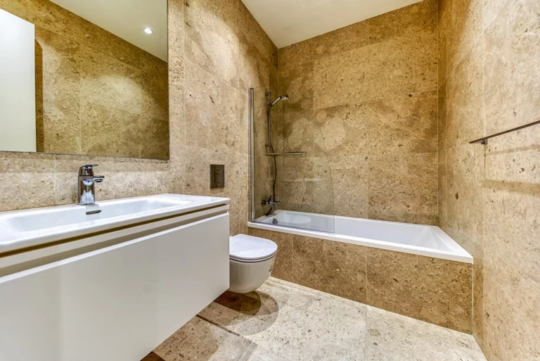 2 Bedroom Apartment for Rent in Potamos Germasogeias, Limassol District