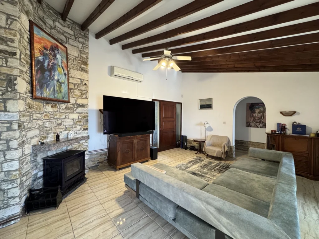 3 Bedroom House for Sale in Pegeia, Paphos District