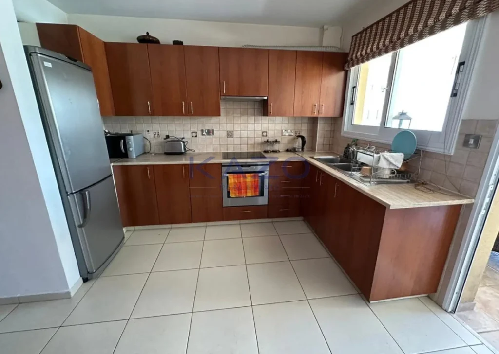 3 Bedroom Apartment for Sale in Limassol – Mesa Geitonia