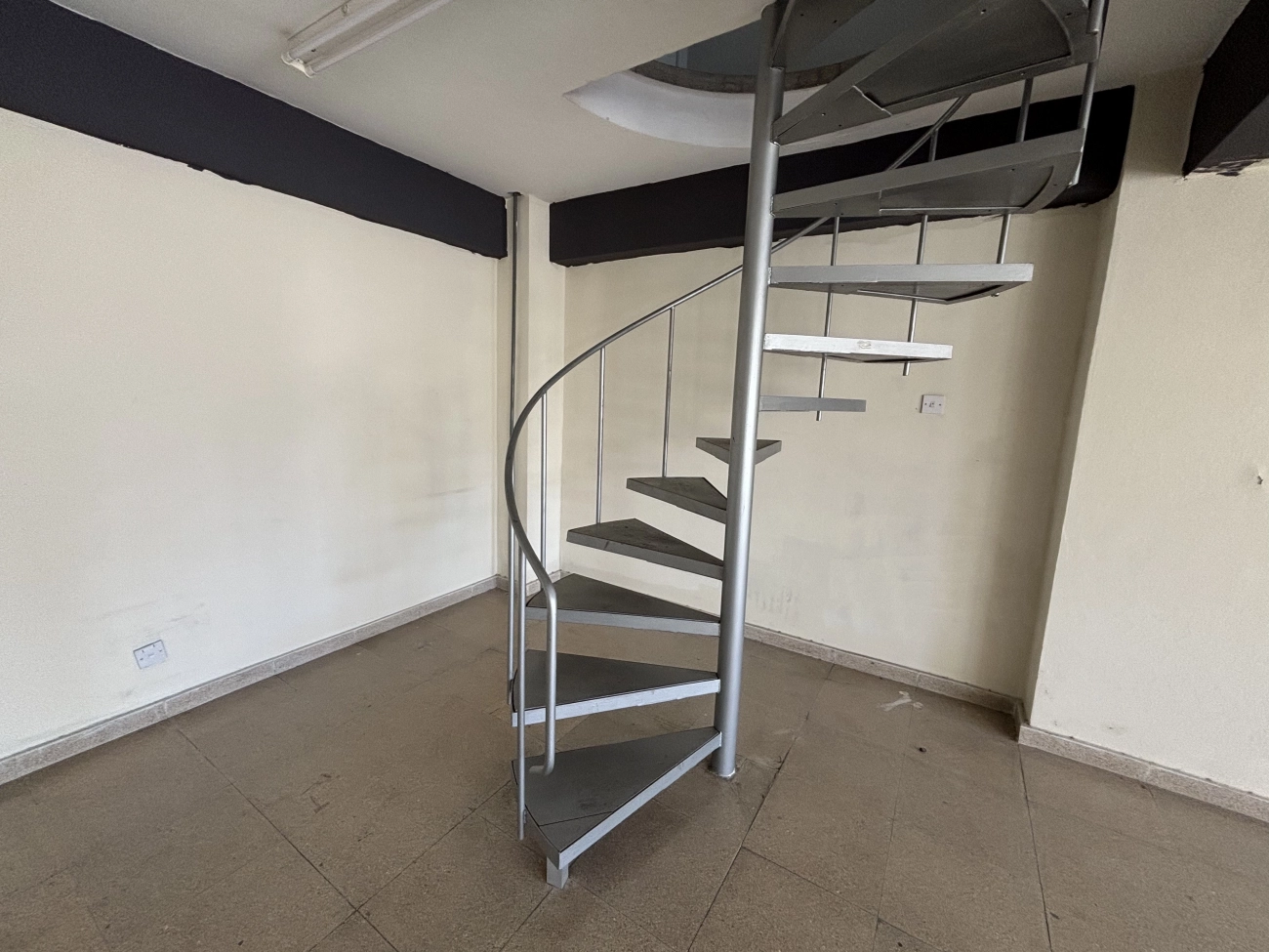 197m² Office for Rent in Limassol – Katholiki