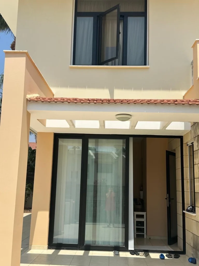 4 Bedroom House for Sale in Pyla, Larnaca District