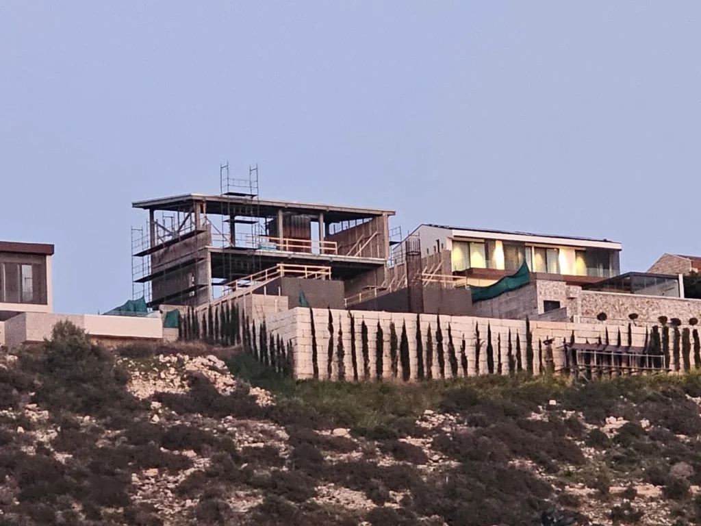 6+ Bedroom House for Sale in Aphrodite Hills, Paphos District