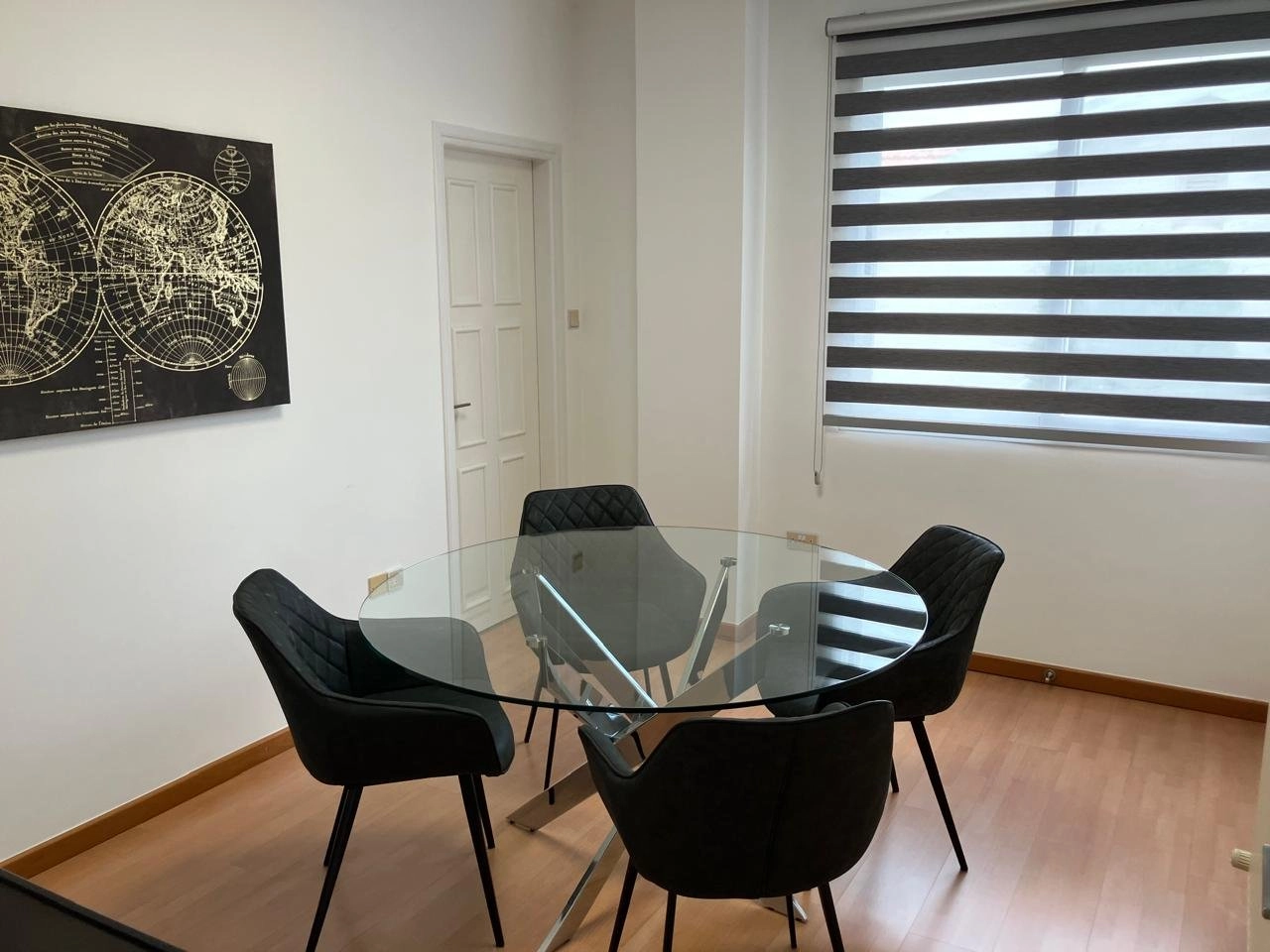 87m² Office for Rent in Limassol – Petrou kai Pavlou
