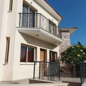 3 Bedroom House for Sale in Limassol – Agios Athanasios