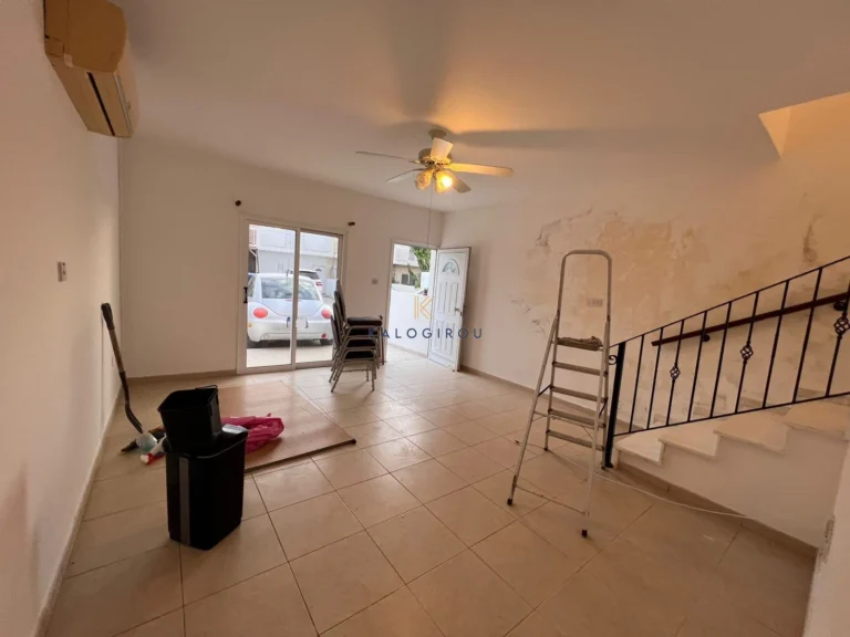 Cheap Houses and Villas for Sale Larnaca up to 200000 euro