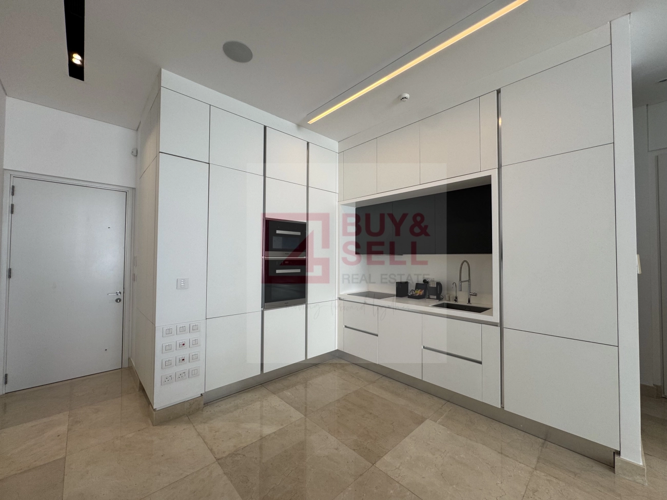 2 Bedroom Apartment for Rent in Limassol – Neapolis