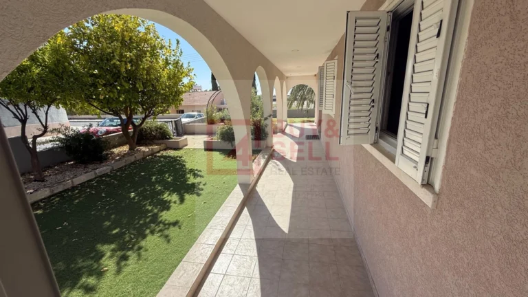 3 Bedroom House for Sale in Apesia, Limassol District