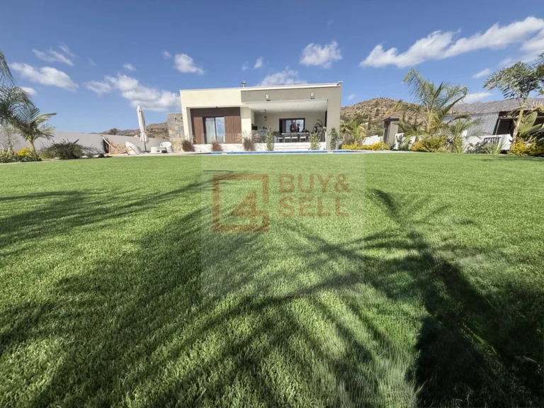 4 Bedroom House for Sale in Eptagoneia, Limassol District