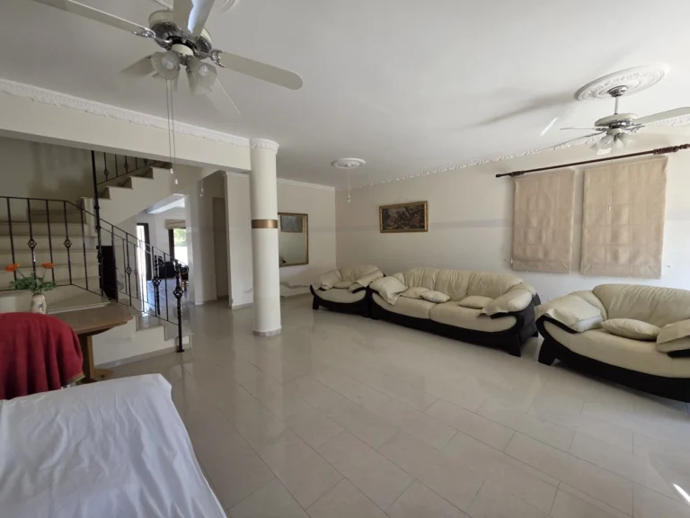 4 Bedroom House for Sale in Larnaca – Sotiros