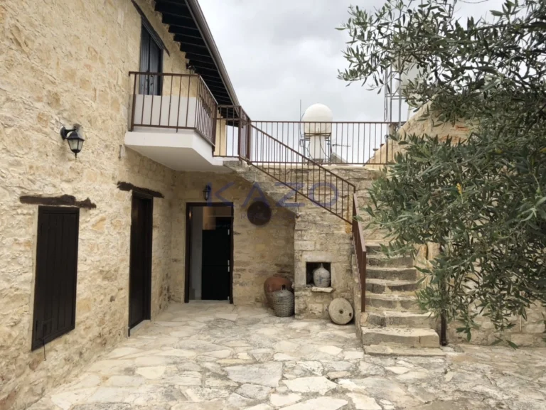 4 Bedroom House for Sale in Pachna, Limassol District