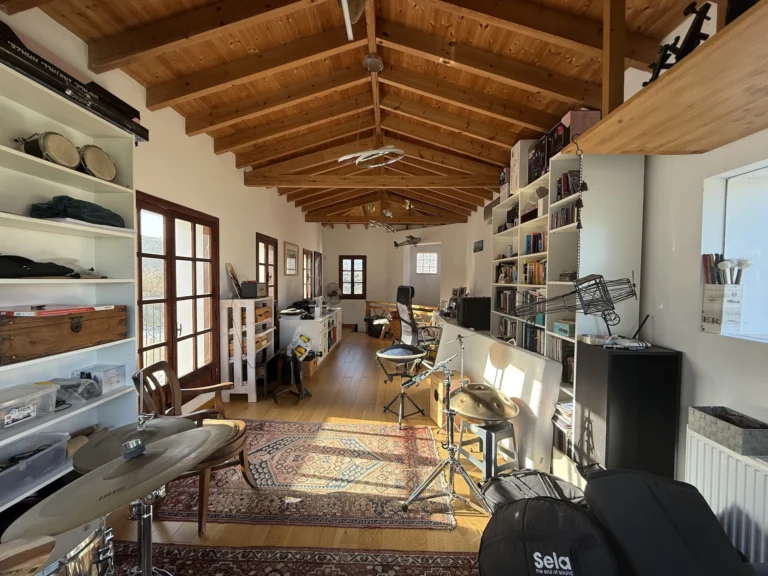 4 Bedroom House for Sale in Akrounta, Limassol District