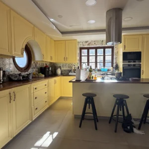 4 Bedroom House for Sale in Akrounta, Limassol District