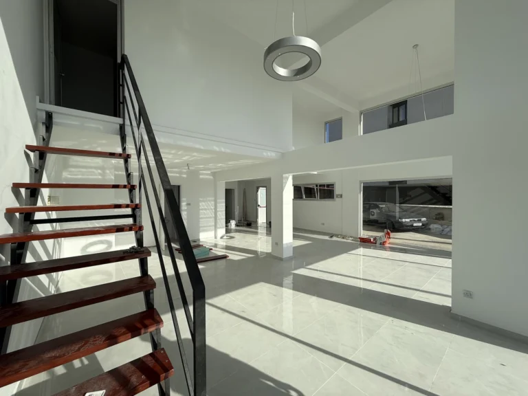 150m² Commercial for Rent in Limassol District