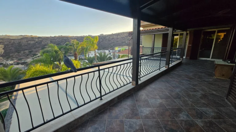 5 Bedroom House for Sale in Germasogeia, Limassol District