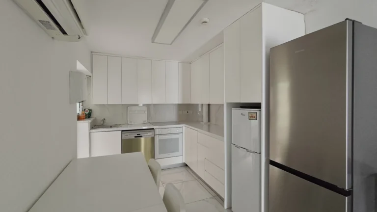 300m² Office for Rent in Limassol District