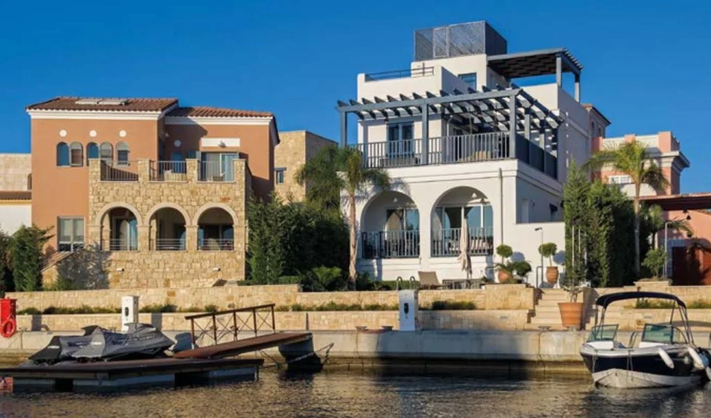 3 Bedroom House for Sale in Limassol – Marina