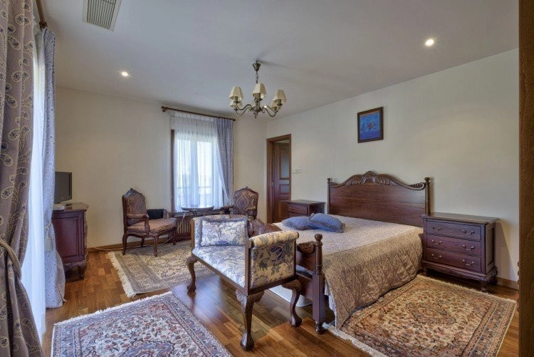 6+ Bedroom House for Sale in Souni, Limassol District