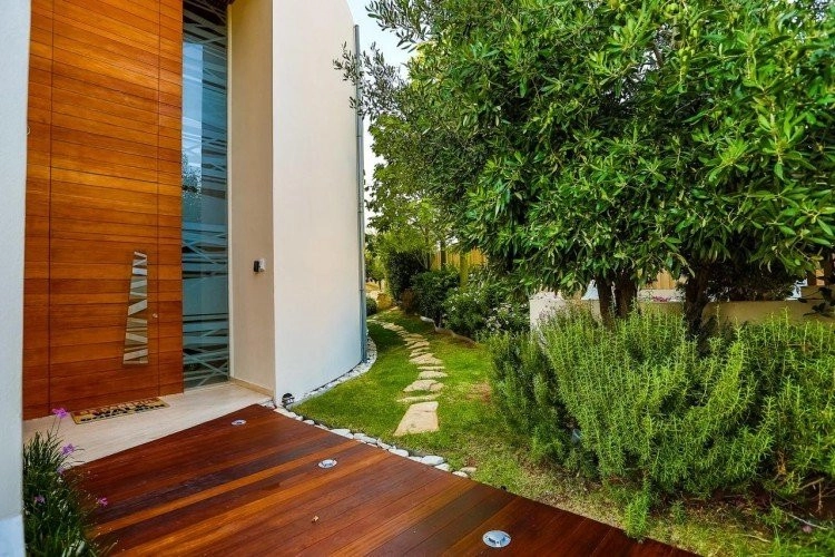 6+ Bedroom House for Sale in Erimi, Limassol District