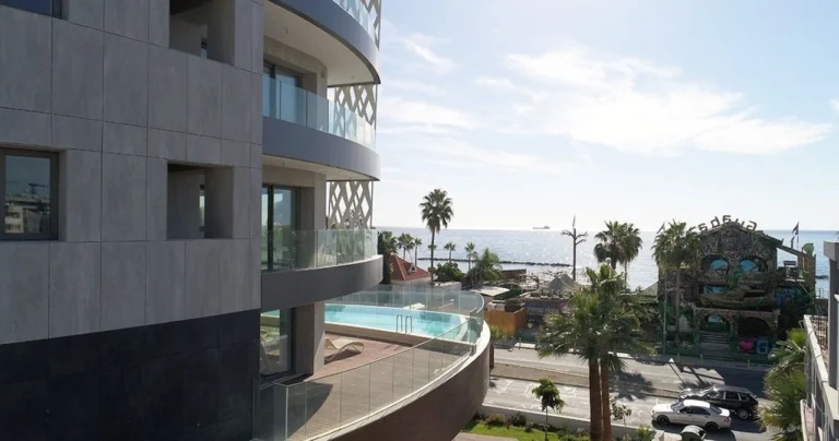 3 Bedroom Apartment for Sale in Amathounta, Limassol District