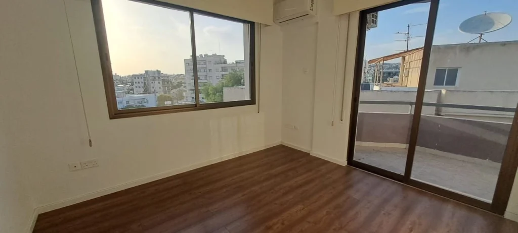 160m² Office for Rent in Limassol – Mesa Geitonia