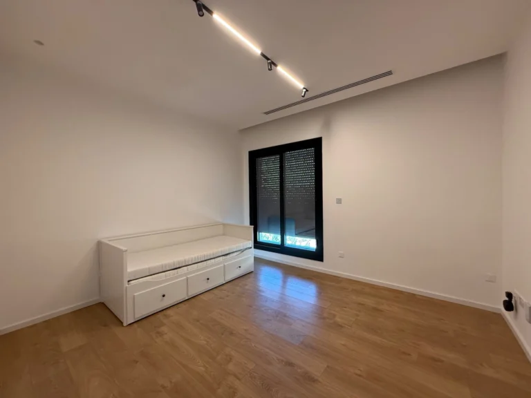 5 Bedroom House for Sale in Agios Tychonas, Limassol District