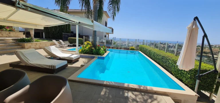 5 Bedroom House for Sale in Limassol – Agios Athanasios