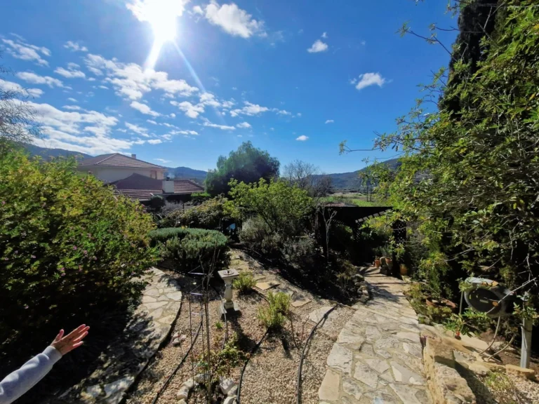 5 Bedroom House for Sale in Laneia, Limassol District