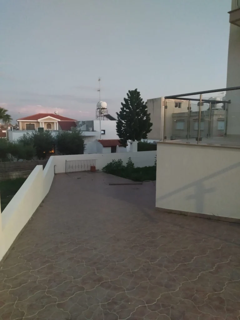 5 Bedroom House for Sale in Trachoni Lemesou, Limassol District