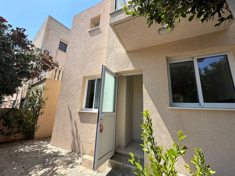 3 Bedroom House for Sale in Paphos – Moutallos