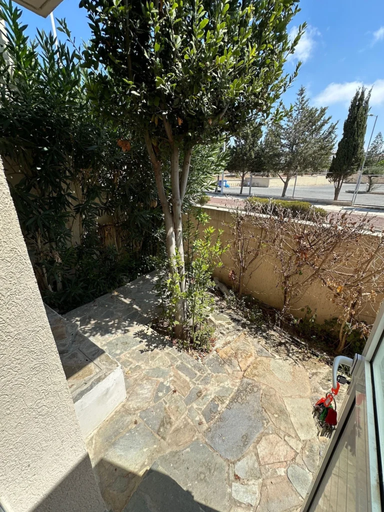 3 Bedroom House for Sale in Paphos – Moutallos