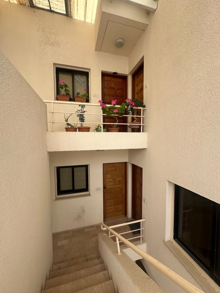 425m² Building for Sale in Kato Paphos