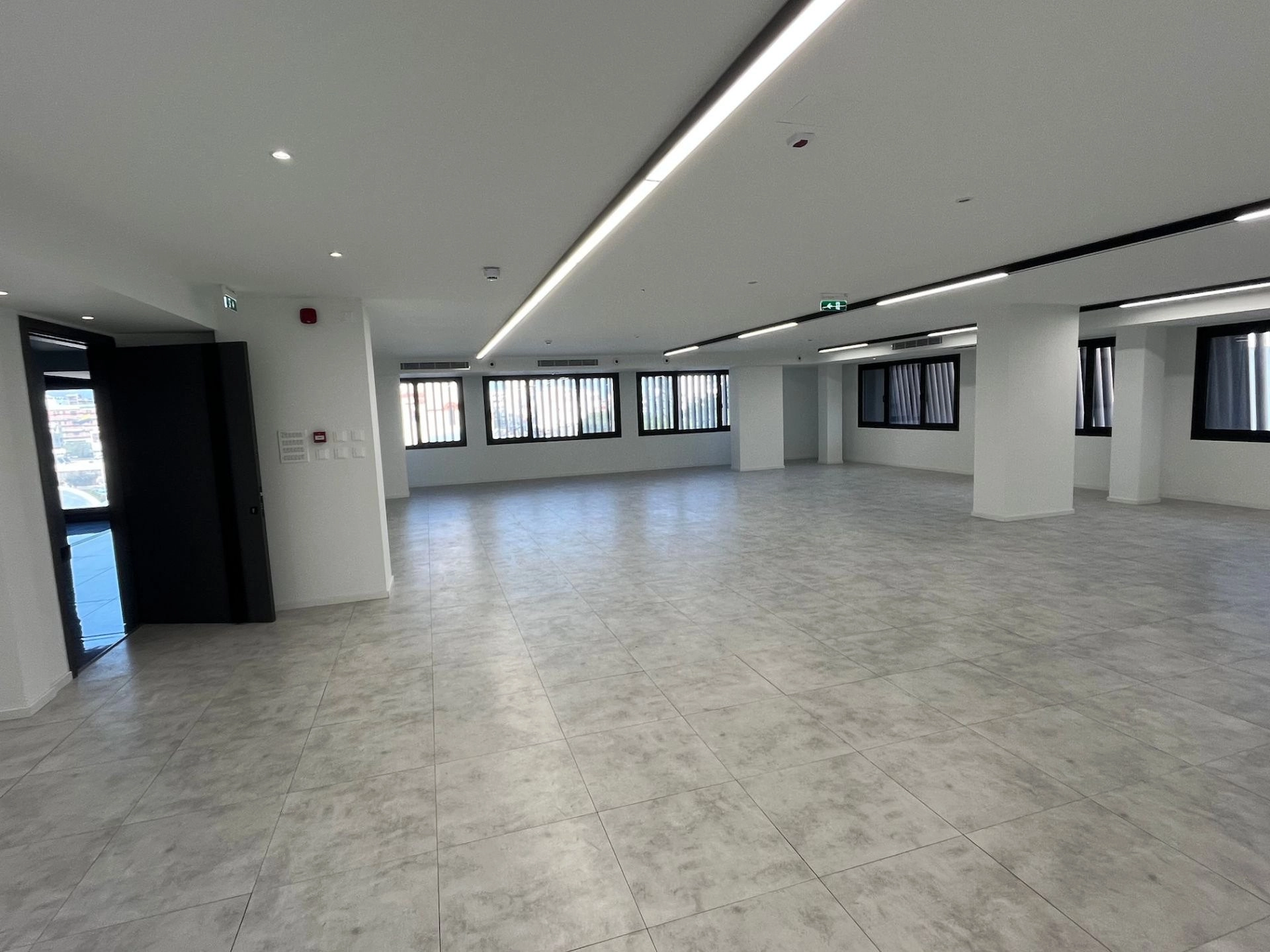 825m² Office for Rent in Larnaca – Agios Nikolaos, Limassol District