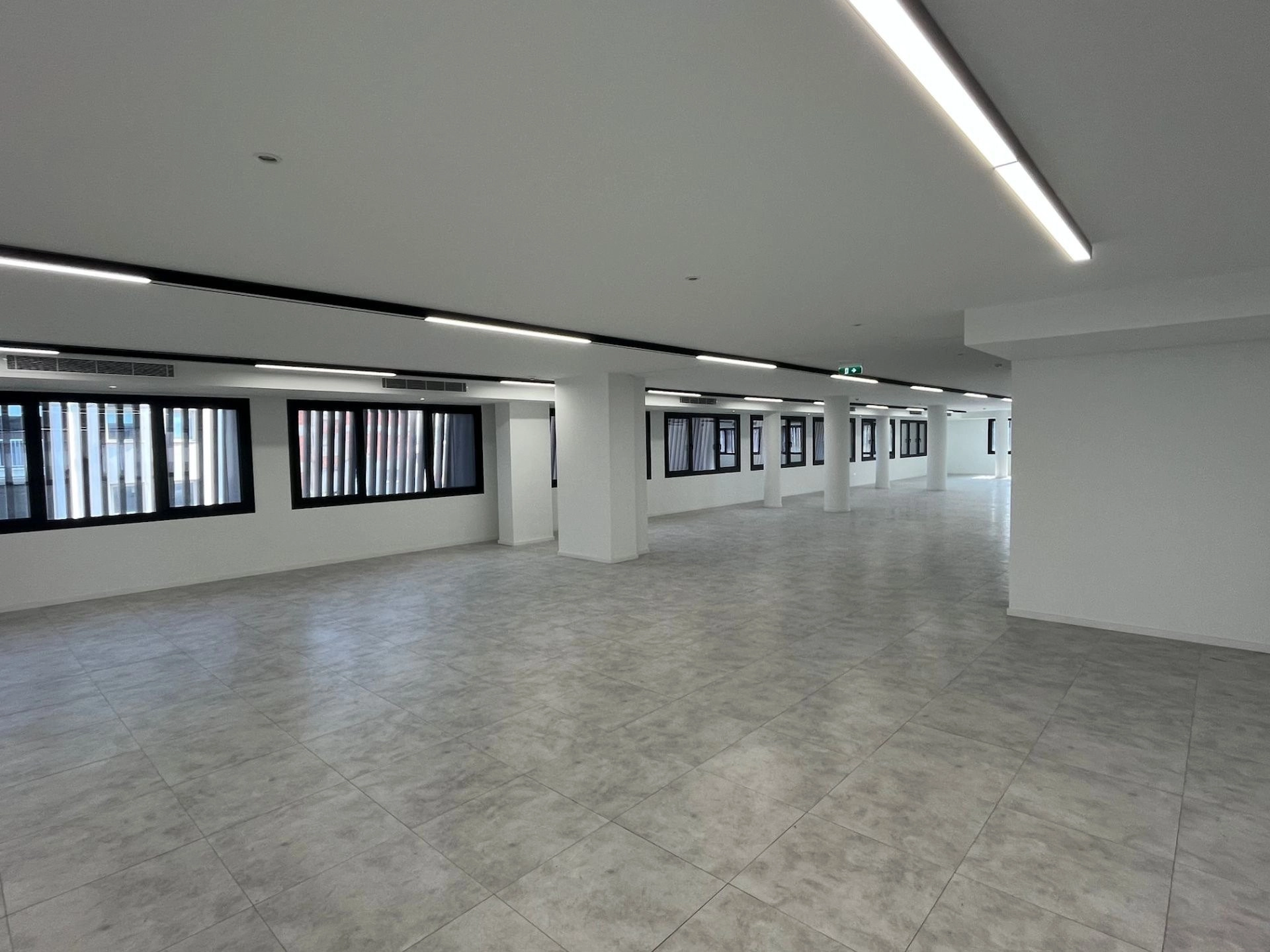 950m² Office for Rent in Larnaca – Agios Nikolaos, Limassol District