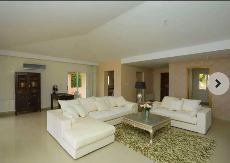 4 Bedroom House for Sale in Tala, Paphos District