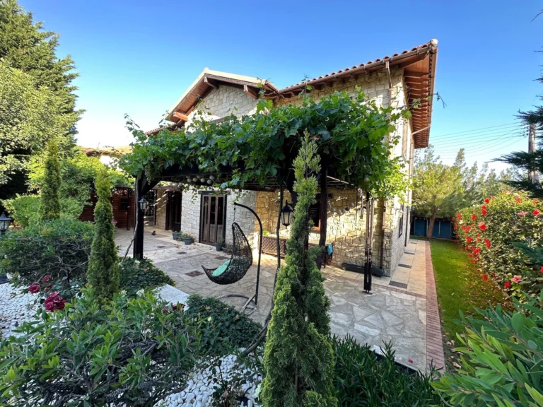 5 Bedroom House for Sale in Limassol District