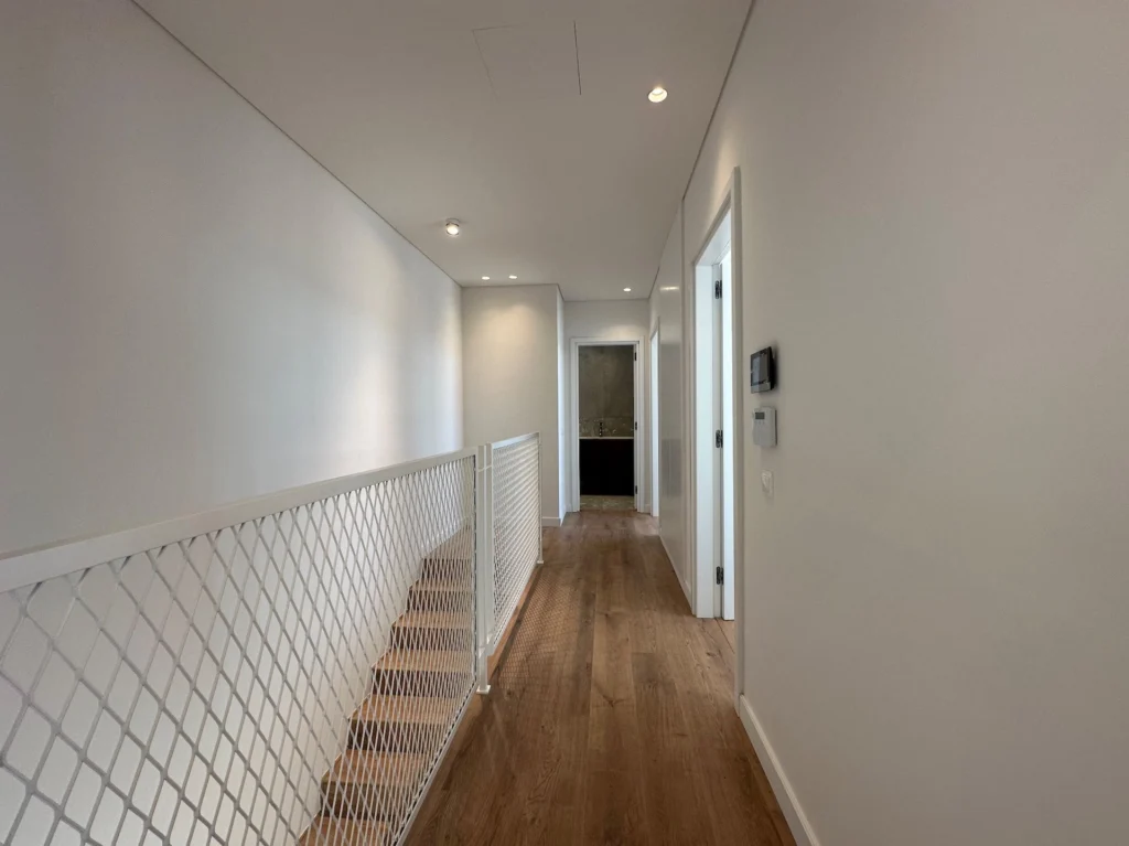 6+ Bedroom House for Rent in Agios Tychonas, Limassol District