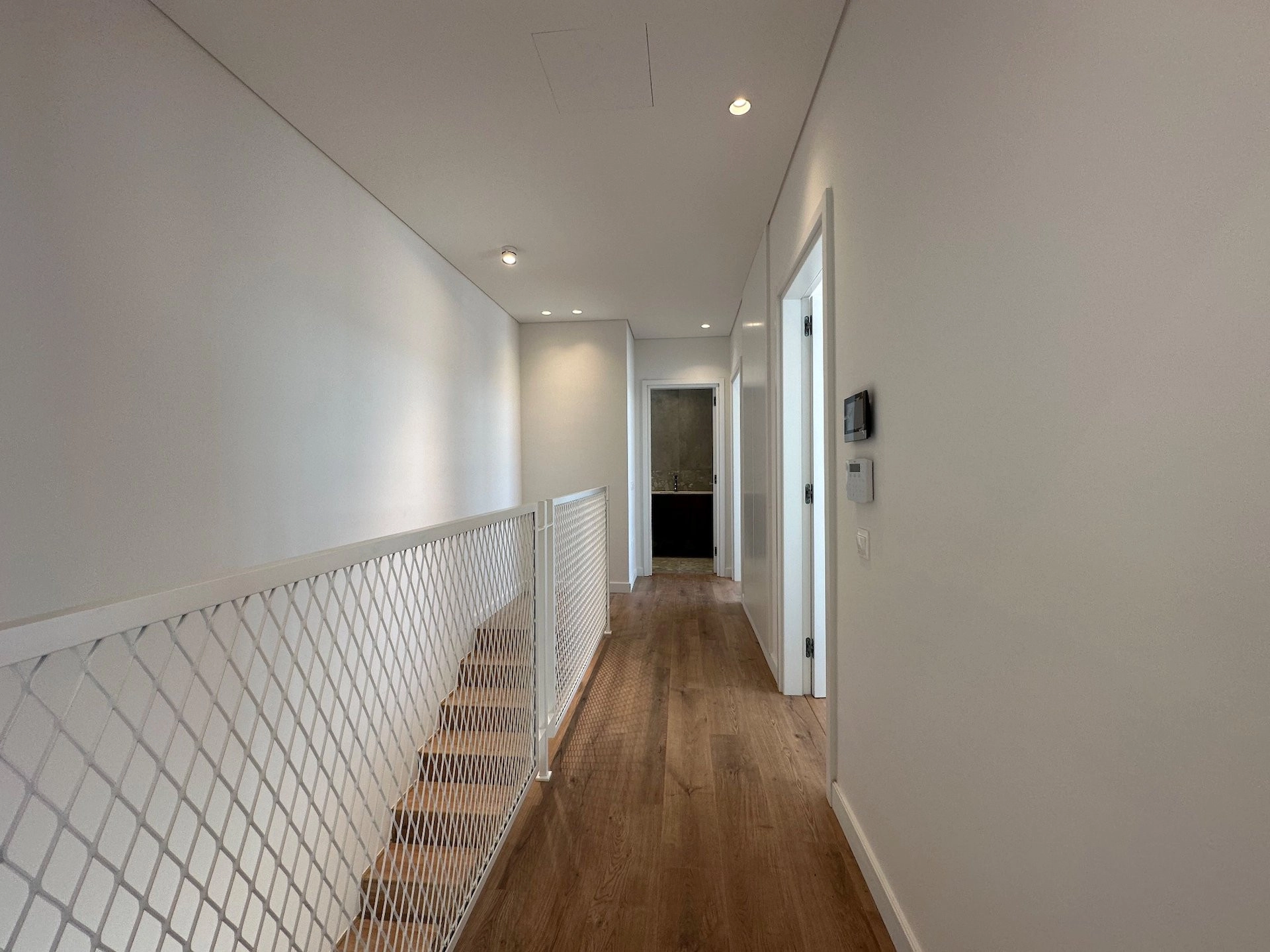 6+ Bedroom House for Rent in Agios Tychonas, Limassol District