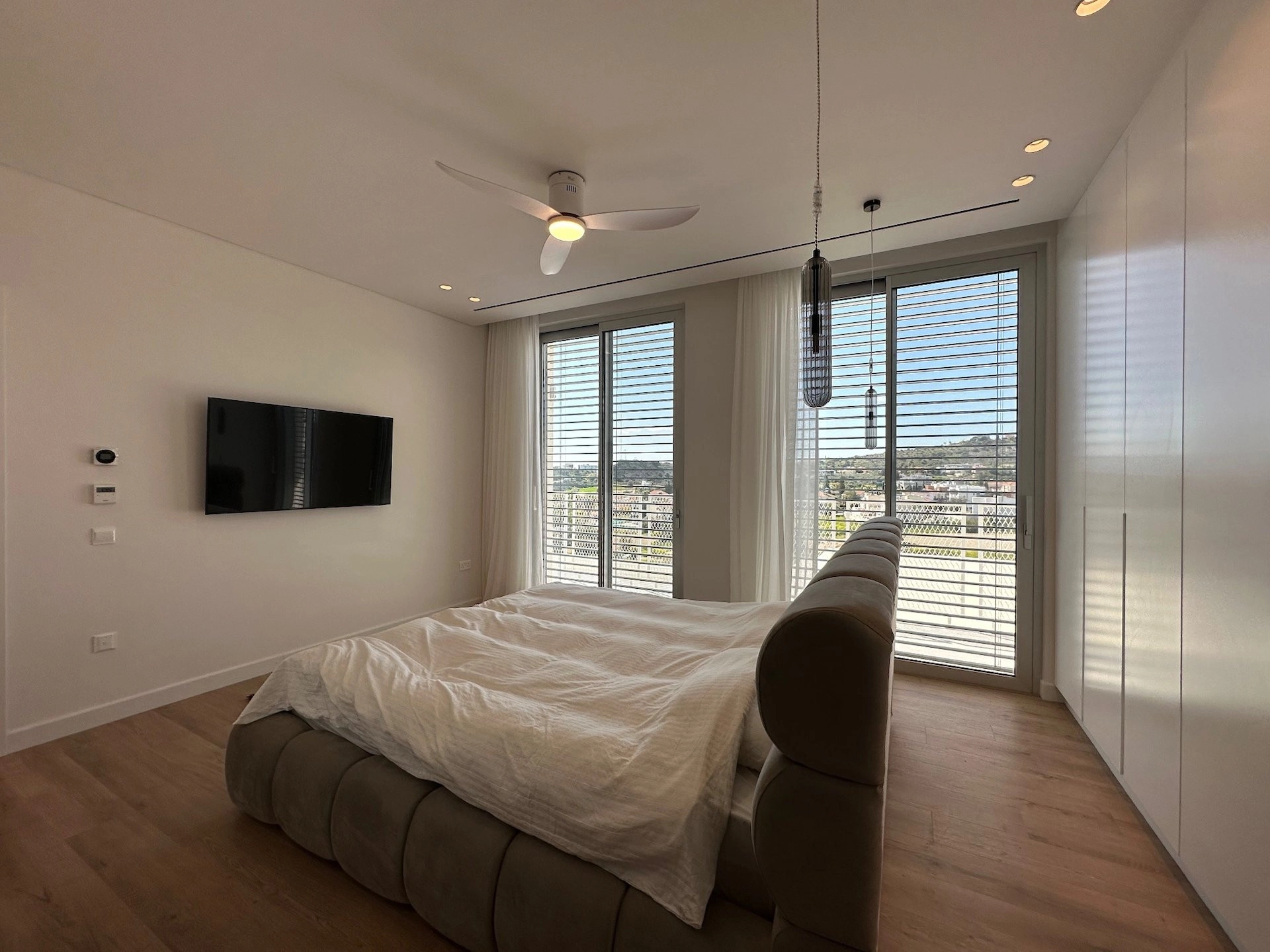 6+ Bedroom House for Rent in Agios Tychonas, Limassol District