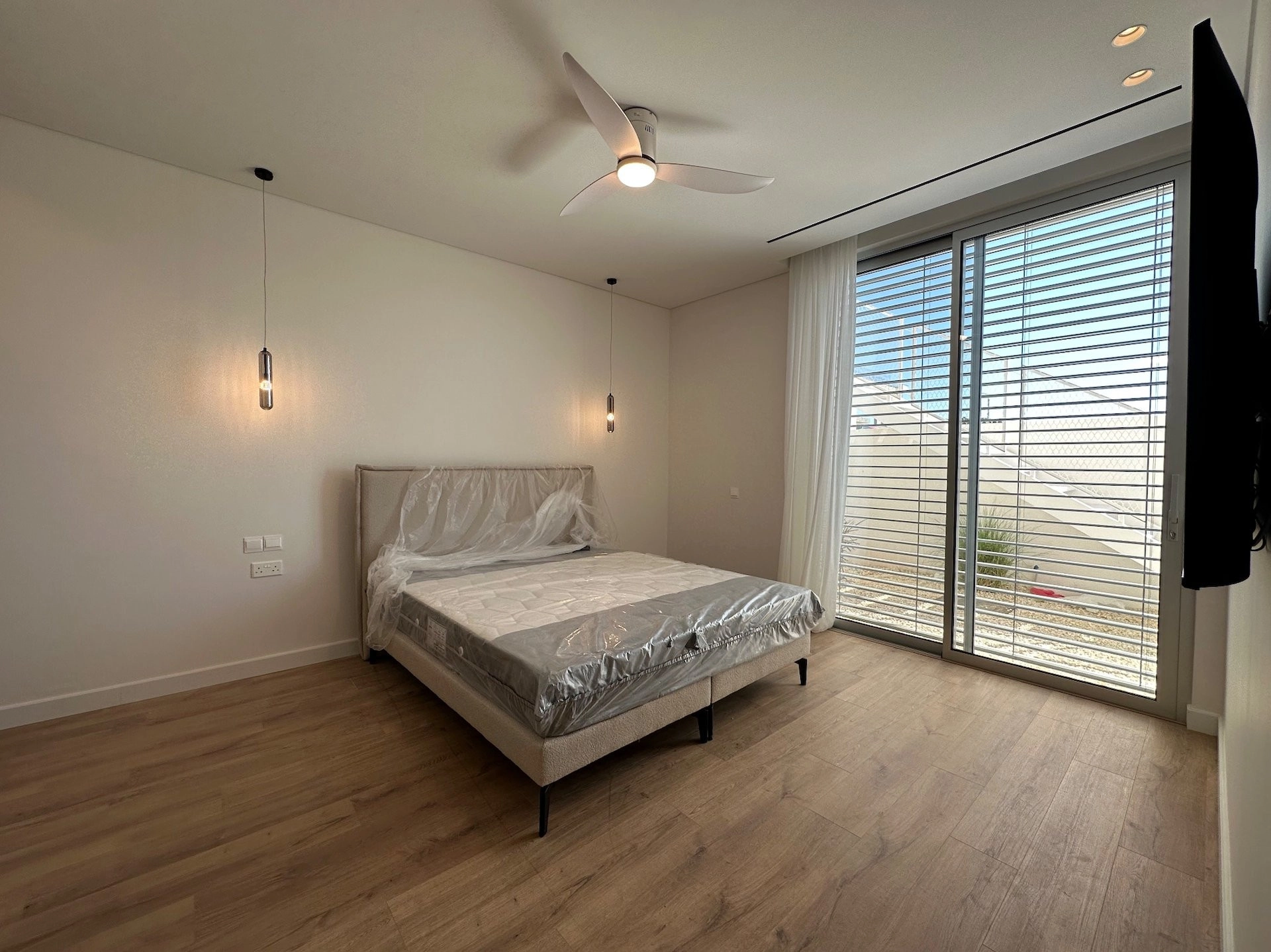 6+ Bedroom House for Rent in Agios Tychonas, Limassol District