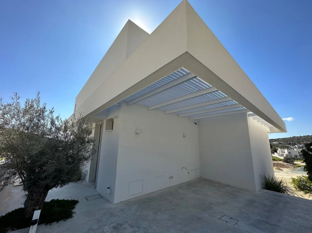 6+ Bedroom House for Rent in Agios Tychonas, Limassol District
