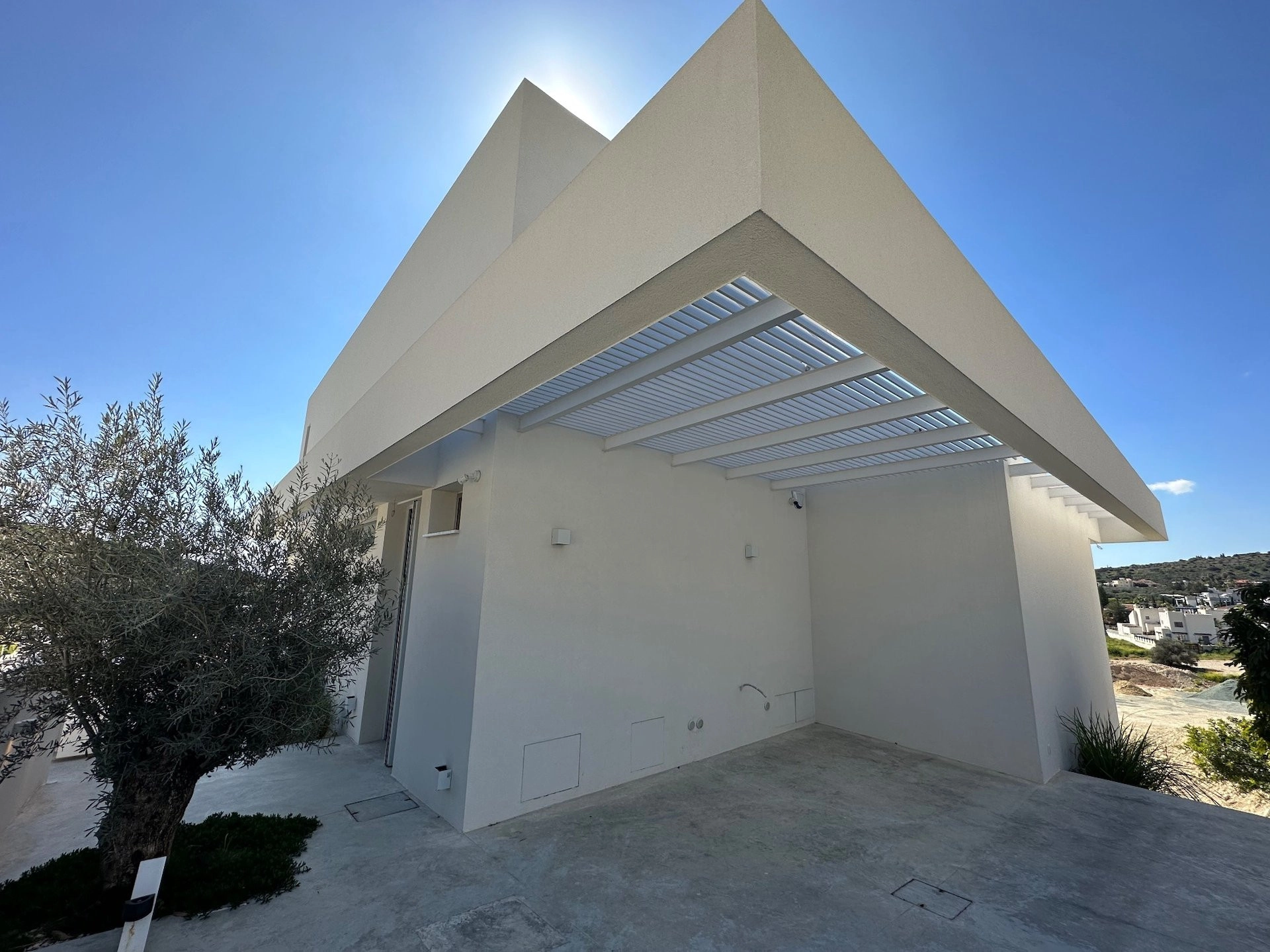 6+ Bedroom House for Rent in Agios Tychonas, Limassol District