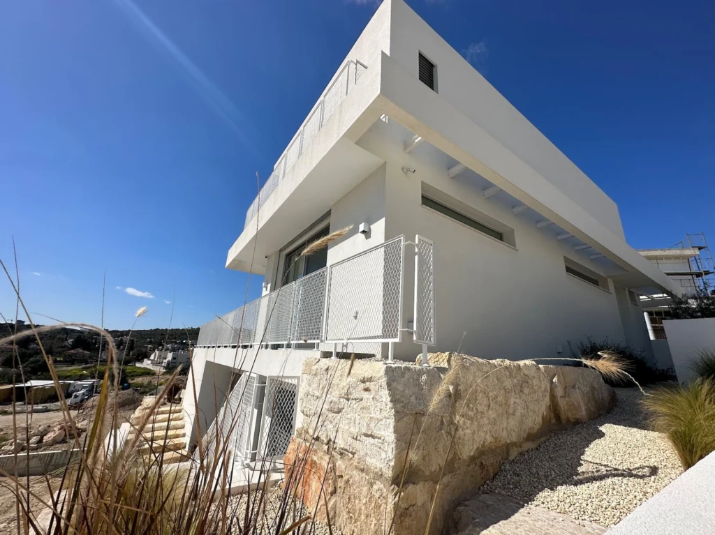 6+ Bedroom House for Rent in Agios Tychonas, Limassol District