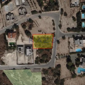 890m² Plot for Sale in Agios Tychonas, Limassol District