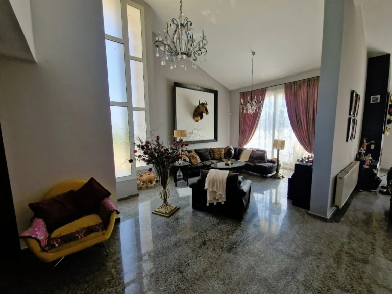 5 Bedroom House for Sale in Parekklisia, Limassol District