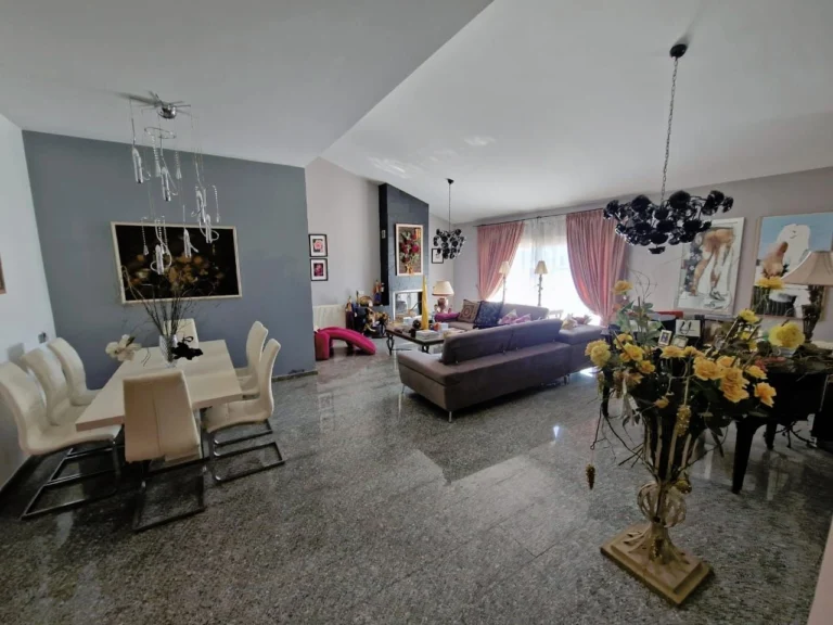 5 Bedroom House for Sale in Parekklisia, Limassol District