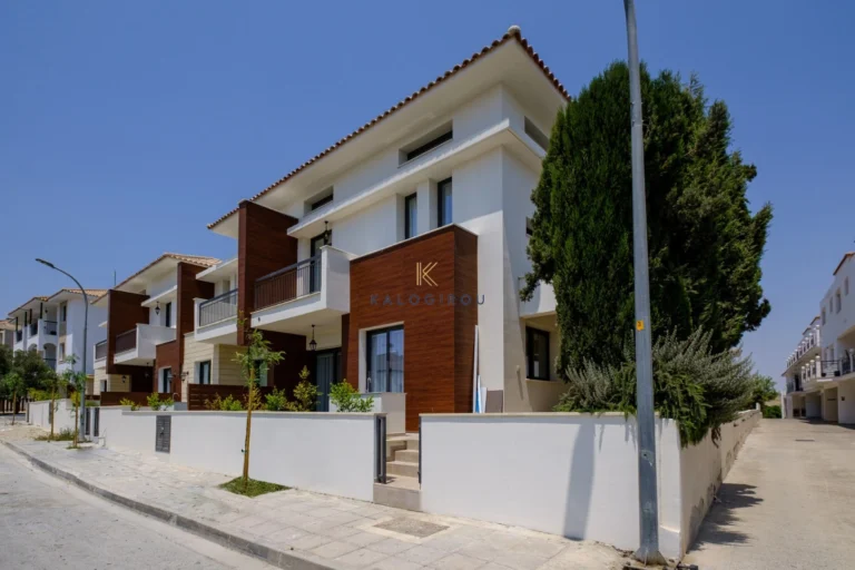4 Bedroom House for Sale in Tersefanou, Larnaca District