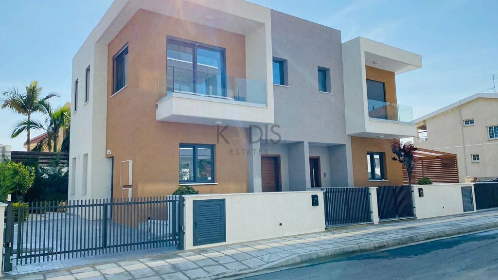 2 Bedroom House for Sale in Limassol District