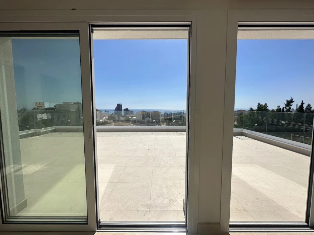 5 Bedroom House for Rent in Limassol District
